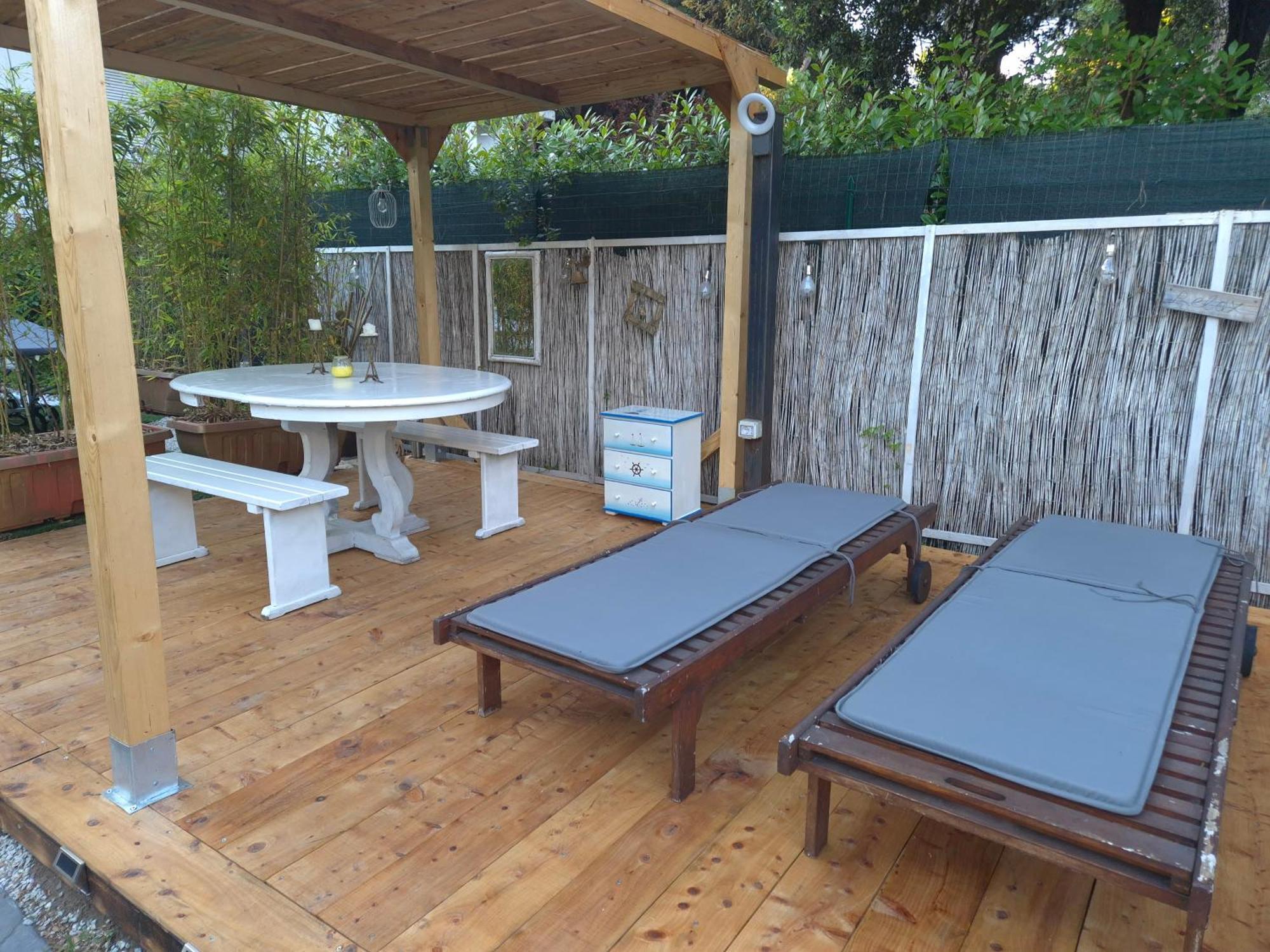 Domusauroom, Relax Nel Cuore Della Versilia - Pet Friendly Viareggio Exterior foto